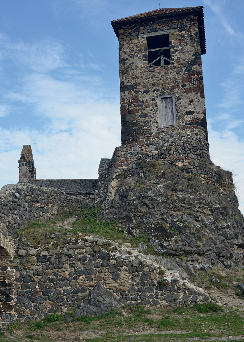 Location mob à Manu - Tourisme vert - Haute-Loire - Département de la Haute-Loire - Auvergne-Rhône-Alpes - Destination Haute-Loire - saint ilpize