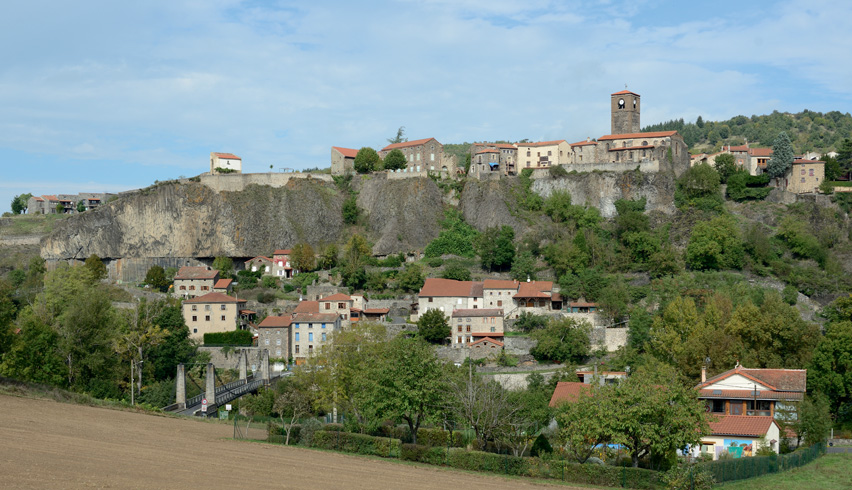 Location mob à Manu - Tourisme vert - Haute-Loire - Département de la Haute-Loire - Auvergne-Rhône-Alpes - Destination Haute-Loire - chilhac