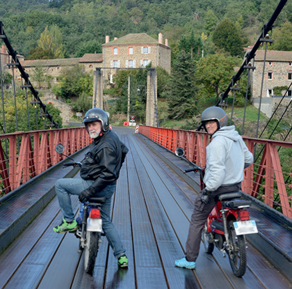 Location mob à Manu - Tourisme vert - Haute-Loire - Département de la Haute-Loire - Auvergne-Rhône-Alpes - Destination Haute-Loire - saint ilpize