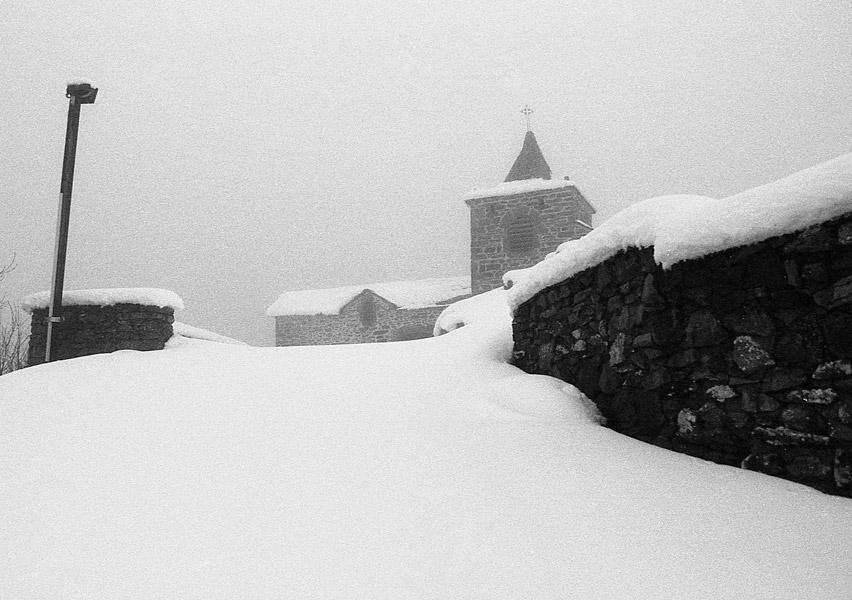 découverte locale - Saint-Julien-du-Pinet - Chapelle de Glavenas - Haute-Loire - Département de la Haute-Loire - Haute-Loire tourisme - Auvergne-Rhône-Alpes - tourisme vert