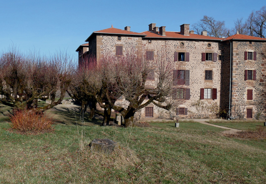 Châteaux Haute-Loire - Monuments de France - Château du Thiolent - 43320 Vergezac  - Tourisme vert - haute-loire - auvergne - myhauteloire - auvergnerhonealpes - regionauvergne - auvergnelife - région Haute-Loire - 43