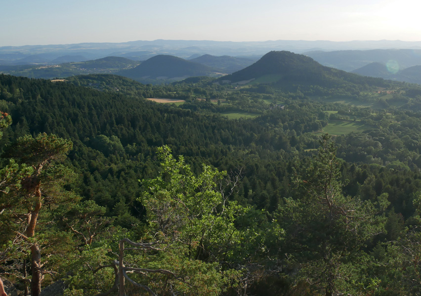 Via Ferrata de la Jorance - Le Pertuis 43 - Grottes - Escalade - Puits des Juscles - spéléologie -Tourisme vert - haute-loire - auvergne - myhauteloire - auvergnerhonealpes - regionauvergne - auvergnelife - région Haute-Loire - 43