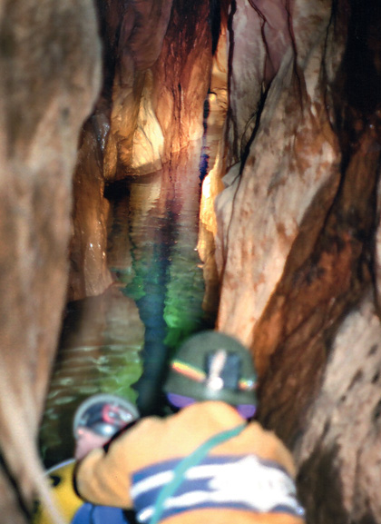 Via Ferrata de la Jorance - Le Pertuis 43 - Grottes - Escalade - Puits des Juscles - spéléologie -Tourisme vert - haute-loire - auvergne - myhauteloire - auvergnerhonealpes - regionauvergne - auvergnelife - région Haute-Loire - 43