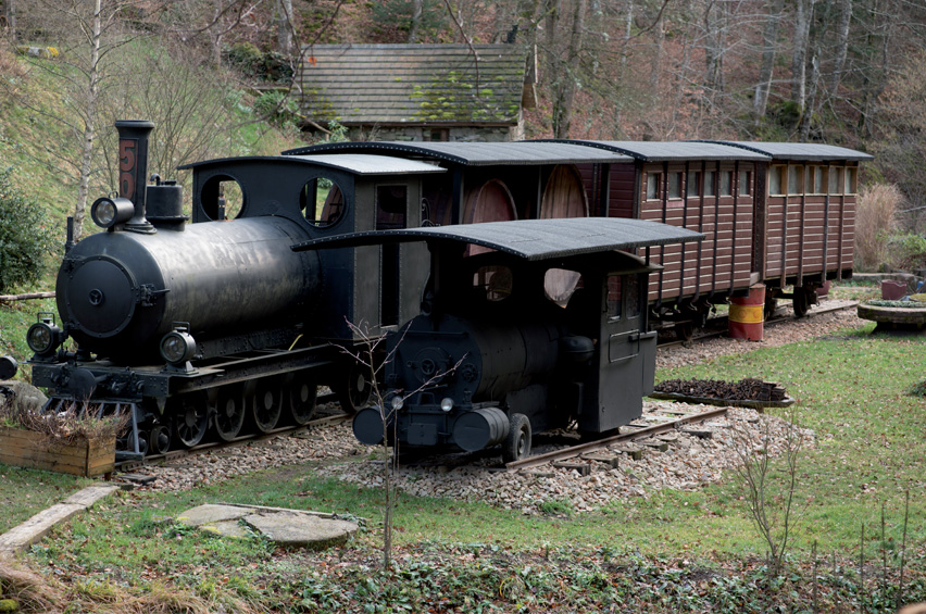 Patrimoine Haute Loire - Passion - Restauration du Patrimoine - 43200 Saint Julien du Pinet - La Galoche - voie ferrée - Trains d'autrefois - Haute-Loire - expérience insolite - Ecotourisme - tourisme passif - haute-loire - auvergne - myhauteloire - auvergnerhonealpes - regionauvergne - auvergnelife - région Haute-Loire - 43